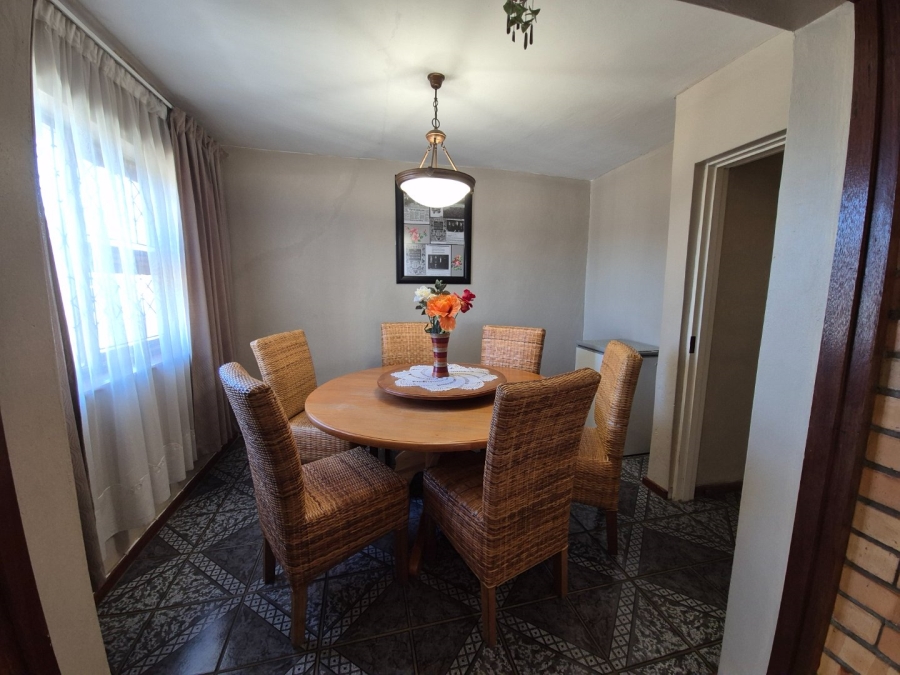 5 Bedroom Property for Sale in Motherwell Eastern Cape